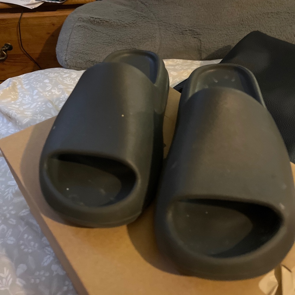 YZY Slides by Adidas